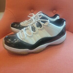 Jordan Athletic Shoes Black and White